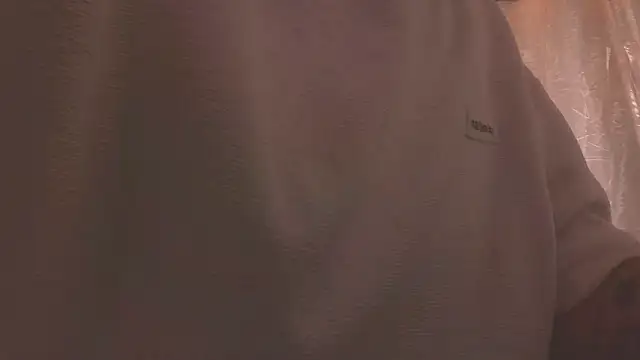 Snapshot of Cutie_Shy_ chatting on 03-08-26, 12:08 Cutie Shy online show from 03-08-26, 12:08