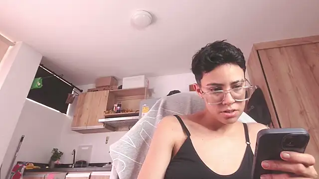 Cutie Shy  online show from 04-29-26, 05:41