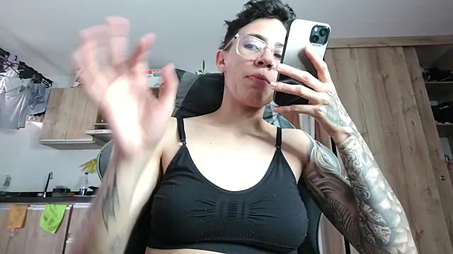 Cutie Shy  online show from 06-23-26, 12:58