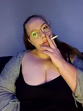 Snapshot of _Julie_x chatting on 12-10-24, 06:38 Julie x online show from 12-10-24, 06:38