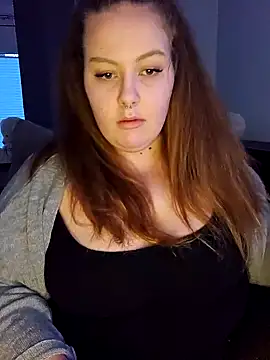 Snapshot of _Julie_x chatting on 12-27-24, 03:37 Julie x online show from 12-27-24, 03:37