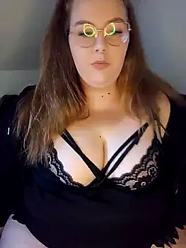 Snapshot of _Julie_x chatting on 10-09-25, 02:26 Julie x online show from 10-09-25, 02:26