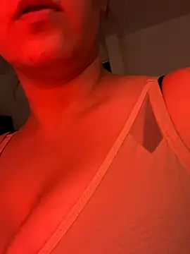 Snapshot of lolitalamasbonita01 chatting on 09-18-25, 09:39 lolitalamasbonita01 online show from 09-18-25, 09:39