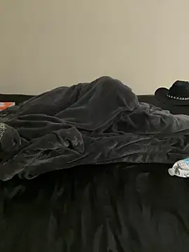 Snapshot of lolitalamasbonita01 chatting on 10-16-25, 03:02 lolitalamasbonita01 online show from 10-16-25, 03:02