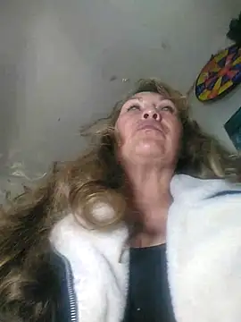 Kazsandraa online show from 02-07-26, 04:05