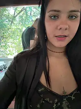 Snapshot of samantha_kevin chatting on 12-15-24, 08:15 samantha kevin online show from 12-15-24, 08:15