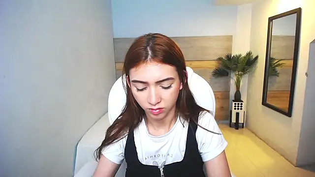 Snapshot of liseth_fox chatting on 01-17-25, 10:45 liseth fox online show from 01-17-25, 10:45