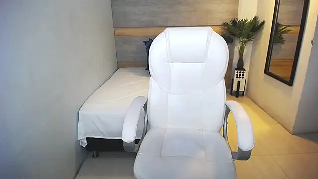 Snapshot of liseth_fox chatting on 01-18-25, 01:52 liseth fox online show from 01-18-25, 01:52