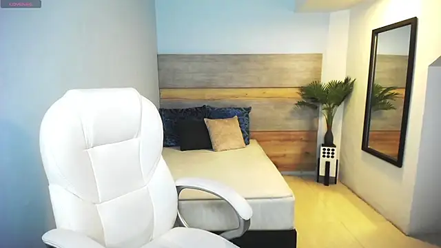 Snapshot of liseth_fox chatting on 02-07-25, 07:38 liseth fox online show from 02-07-25, 07:38