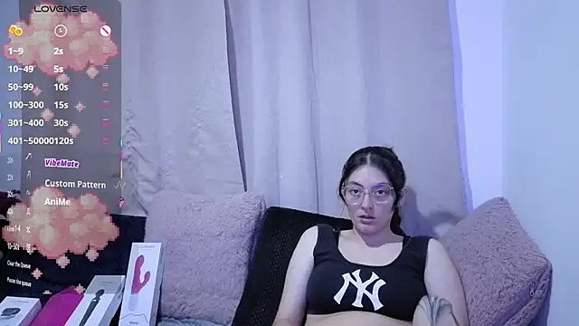 lessliee22  online show from 07-01-26, 02:57
