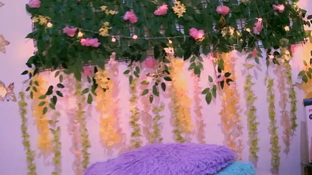 Crysrus online show from 02-23-25, 03:24