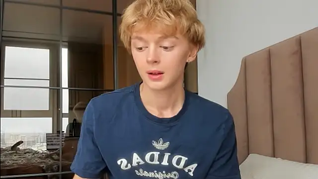 agelandreww online show from 04-18-26, 11:25