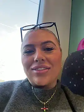 Snapshot of Arabellalee23 chatting on 12-19-24, 10:45 Arabellalee23 online show from 12-19-24, 10:45