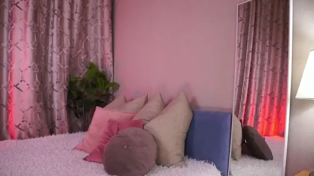 Snapshot of AnnLevine chatting on 01-16-26, 02:10 AnnLevine online show from 01-16-26, 02:10