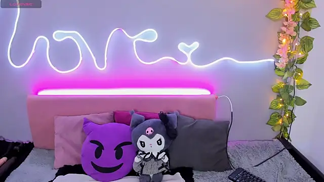 YouliteSllut2 online show from 12-11-24, 08:28