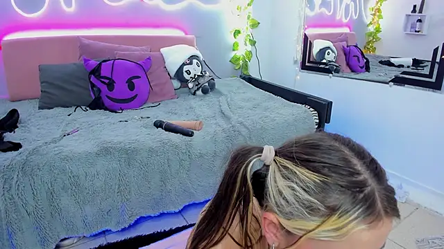 YouliteSllut2 online show from 12-28-24, 07:11