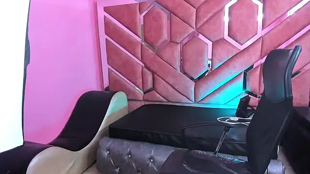 Snapshot of Olivia_Fox69 chatting on 03-02-25, 06:59 Olivia Fox69 online show from 03-02-25, 06:59