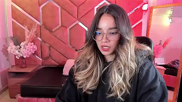 Olivia Fox69 online show from 07-09-26, 02:59