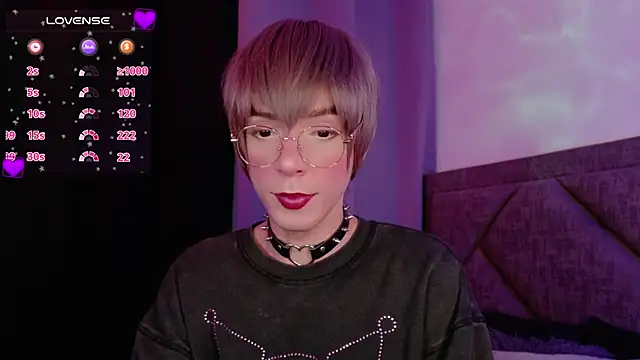 Snapshot of Sammy_Russell chatting on 02-24-25, 06:38 Sammy Russell online show from 02-24-25, 06:38
