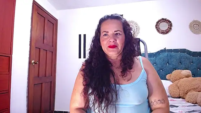 Snapshot of sofiamature01 chatting on 01-31-26, 07:11 sofiamature01 online show from 01-31-26, 07:11