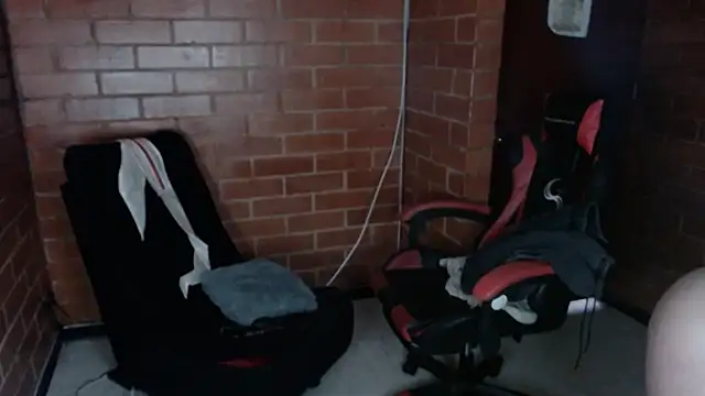 Snapshot of dannafitness chatting on 03-05-25, 02:56 dannafitness online show from 03-05-25, 02:56