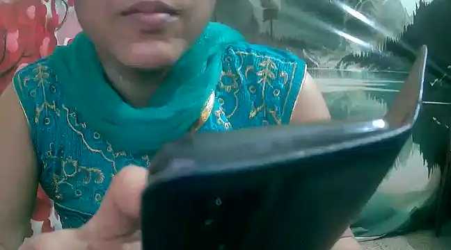 Snapshot of LOVERIAKOL chatting on 02-28-25, 03:37 LOVERIAKOL online show from 02-28-25, 03:37