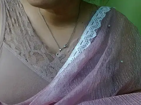 Snapshot of LOVERIAKOL chatting on 02-20-26, 07:36 LOVERIAKOL online show from 02-20-26, 07:36