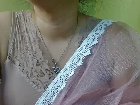 Snapshot of LOVERIAKOL chatting on 03-03-26, 10:32 LOVERIAKOL online show from 03-03-26, 10:32