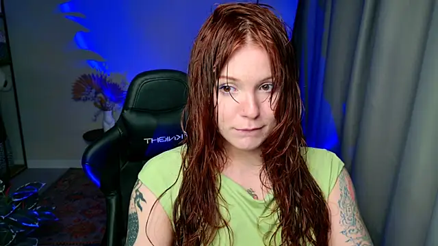 Elsie Ginger online show from 07-06-26, 10:23