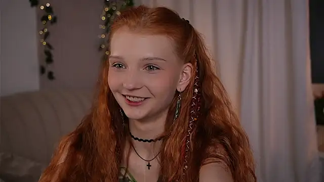 Snapshot of CindyGarrison chatting on 07-19-26, 10:13 CindyGarrison online show from 07-19-26, 10:13