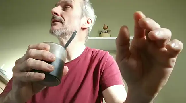 Snapshot of Zed0l1Mod chatting on 12-21-24, 08:39 Zed0l1Mod online show from 12-21-24, 08:39