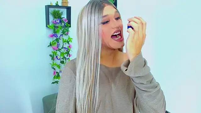 TaylorMon online show from 06-27-26, 01:43