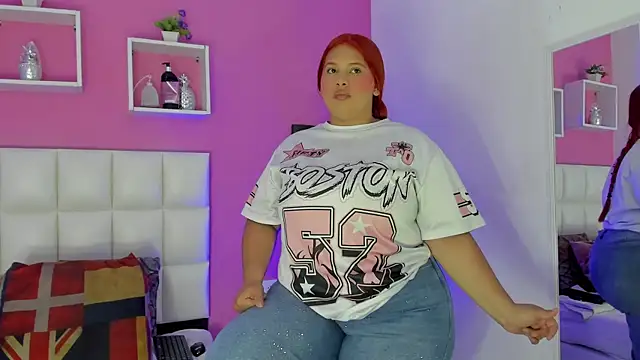 Alanna hot3 online show from 07-16-26, 12:33
