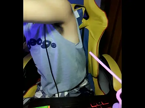 cloudyth1994 online show from 11-20-25, 07:24