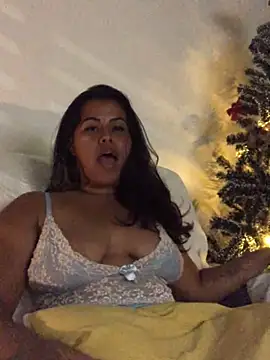 Snapshot of lollitta-33677 chatting on 12-29-24, 07:06 lollitta-33677 online show from 12-29-24, 07:06