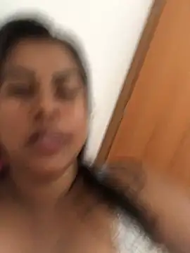 Snapshot of lollitta-33677 chatting on 01-02-25, 10:01 lollitta-33677 online show from 01-02-25, 10:01