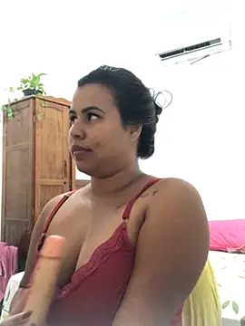 Snapshot of lollitta-33677 chatting on 01-10-25, 08:04 lollitta-33677 online show from 01-10-25, 08:04