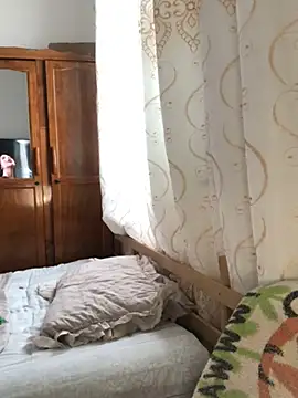 Snapshot of lollitta-33677 chatting on 02-17-25, 02:37 lollitta-33677 online show from 02-17-25, 02:37