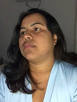 Snapshot of lollitta-33677 chatting on 03-08-25, 08:11 lollitta-33677 online show from 03-08-25, 08:11