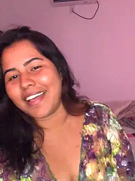 Snapshot of lollitta-33677 chatting on 03-09-25, 12:00 lollitta-33677 online show from 03-09-25, 12:00