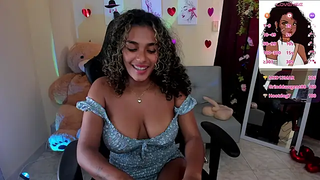 Snapshot of aleja_montiel__ chatting on 03-07-25, 07:05 aleja montiel online show from 03-07-25, 07:05