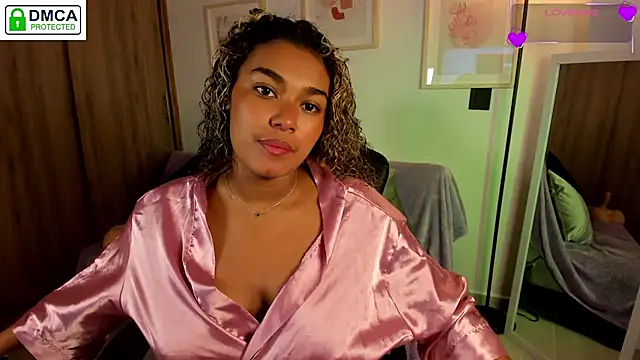 Snapshot of aleja_montiel__ chatting on 11-05-25, 12:49 aleja montiel online show from 11-05-25, 12:49