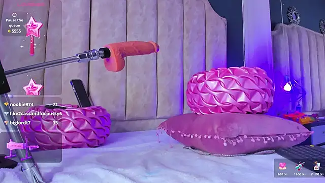 Snapshot of ShanelWest chatting on 02-04-25, 04:18 ShanelWest online show from 02-04-25, 04:18