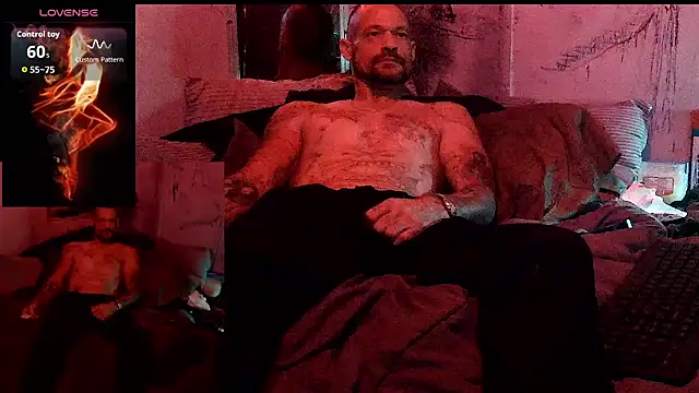 TheOneYouLove69 online show from 07-06-26, 07:05
