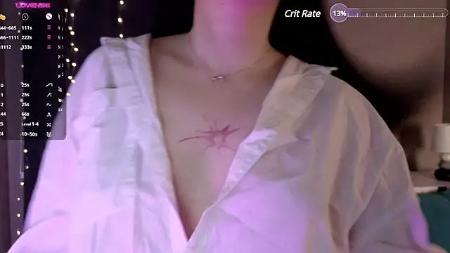 Snapshot of TaiteGloss chatting on 03-03-25, 04:14 TaiteGloss online show from 03-03-25, 04:14