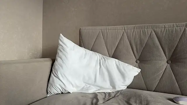 weshycouple online show from 05-19-26, 02:40
