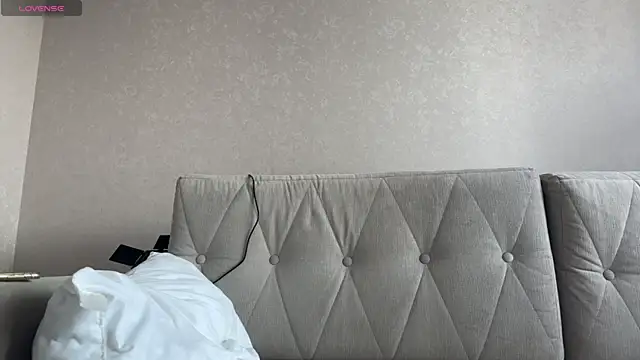 weshycouple online show from 06-27-26, 03:00