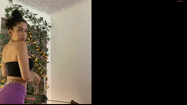 sara smith45 online show from 12-26-24, 08:00