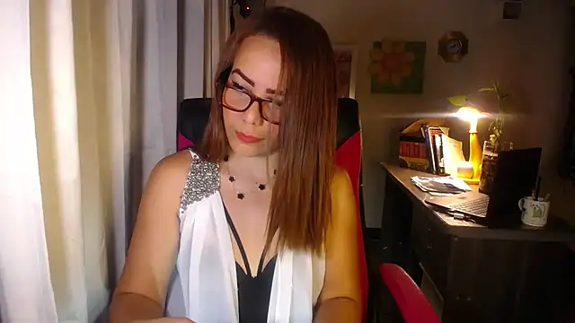 danielle rose 1 online show from 07-18-26, 04:55