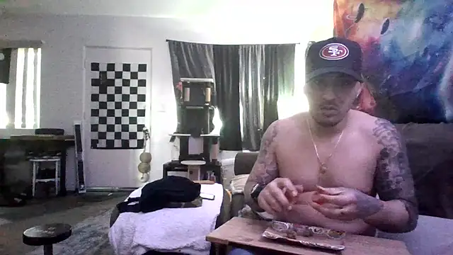 Snapshot of Antoniothedon chatting on 12-16-24, 08:16 Antoniothedon online show from 12-16-24, 08:16